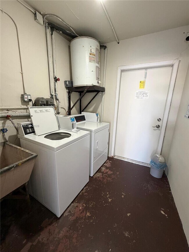 Photo - 12101 Griffing Blvd Unit 6