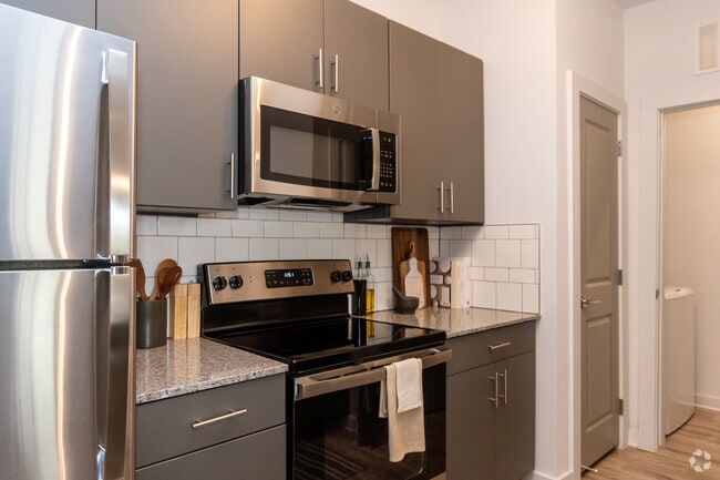 1BR,1BA - Avril Cambridge Village