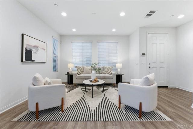 Photo - 2608 Nanza St