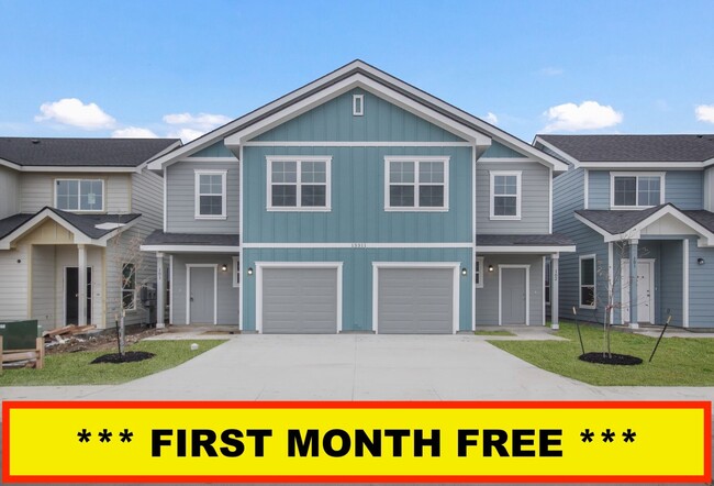 Building Photo - Town Homes At Stadium Point