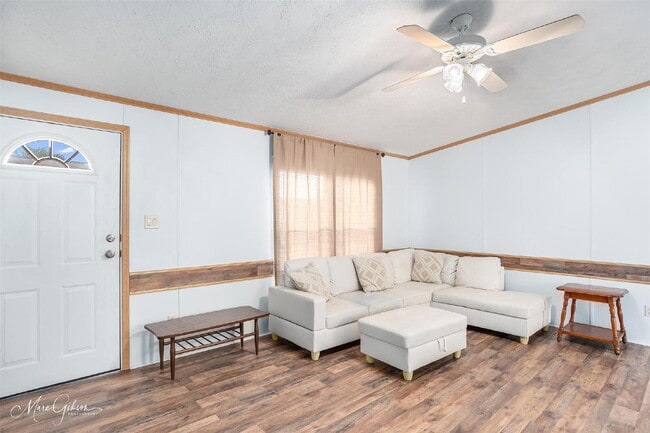 Photo - 409 Glen Harbor