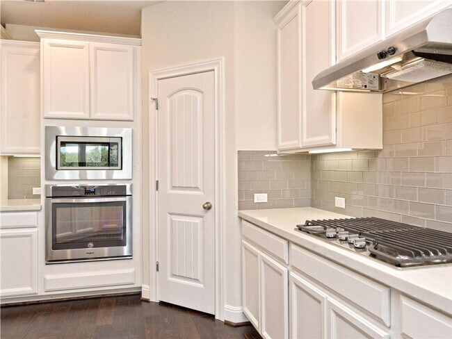 Photo - 15716 Cinca Terra Dr