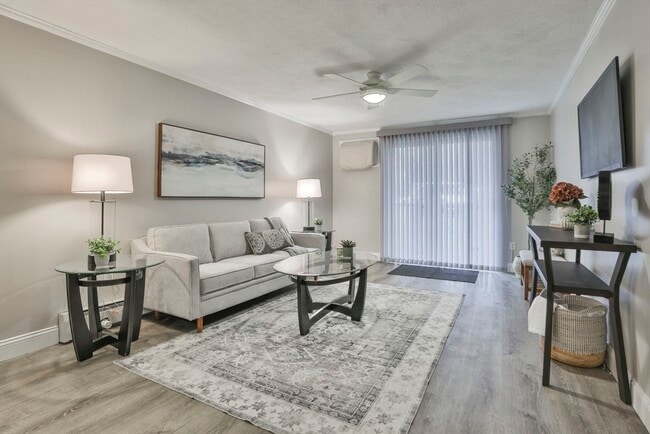 Photo - 5 Karen Cir Unit 4