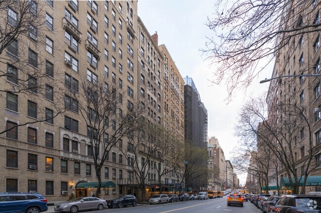 Photo - 303-305 W 86th St