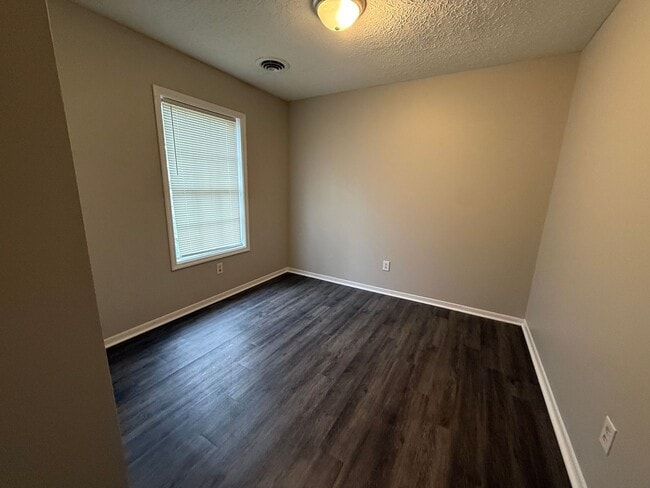 Photo - 413 Fairview Ave Unit 413 Fairview Ave. Apt. C