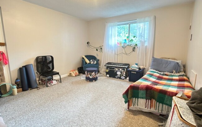Photo - 73 Charlesbank Rd Unit 201