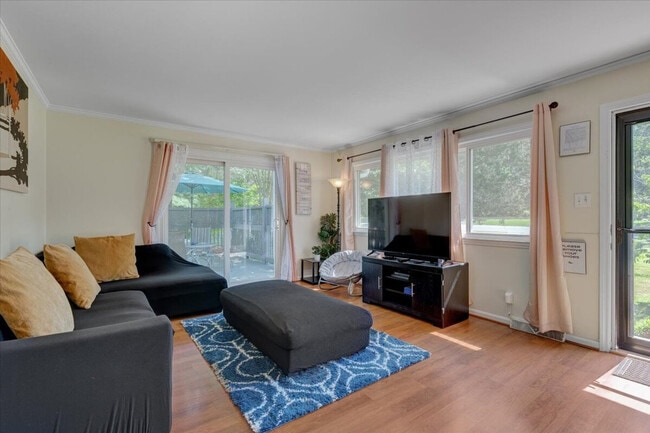 Photo - 102A White Oak Dr Unidad SI ID1460712P