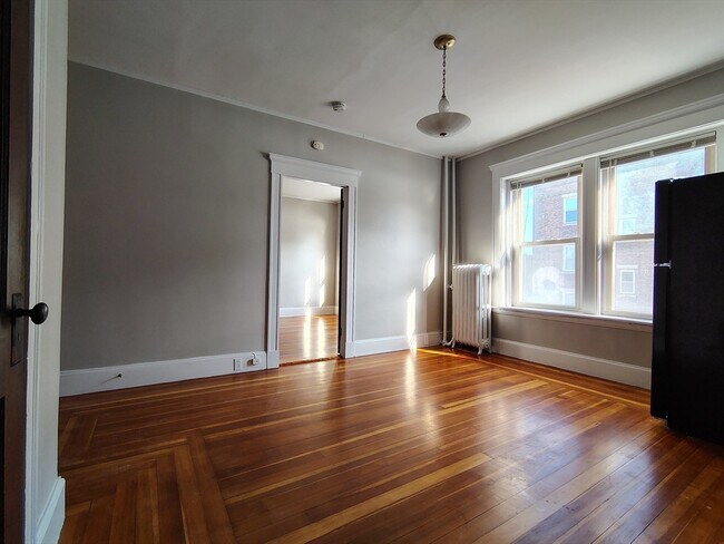 Photo - 1 Harbor St Unit 3