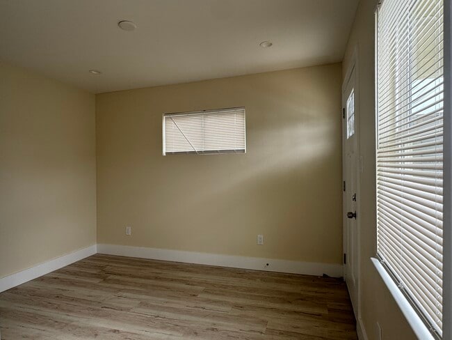 Photo - 7316 La Salette St