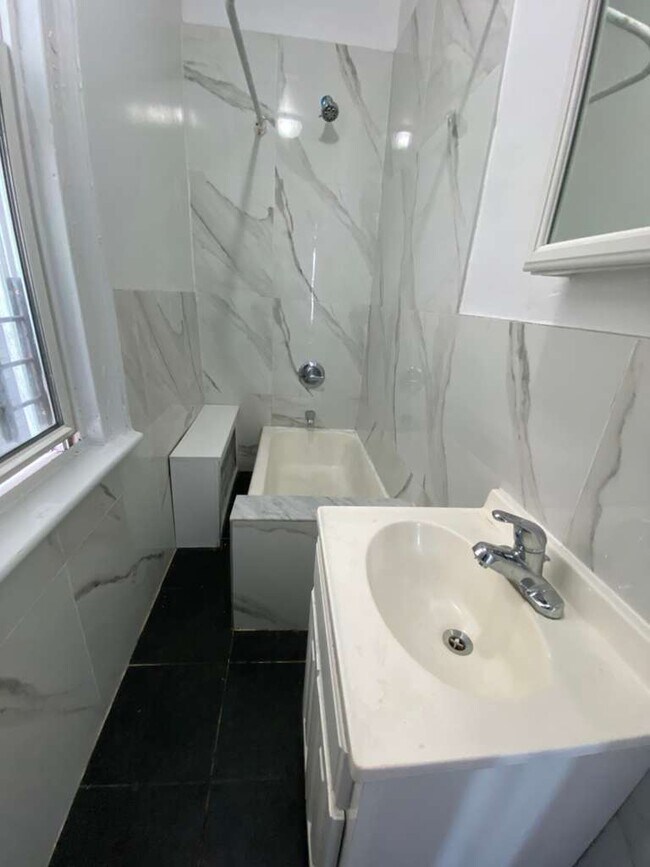 Photo - 80 Linden St Unit #1