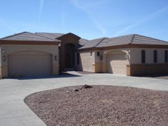 COMING SOON...BEAUTIFUL HOME ON HUGE LOT! - COMING SOON...BEAUTIFUL HOME ON HUGE LOT!