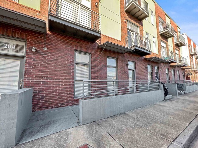Building Photo - 615 Denmark Dr Unit 102 Rental