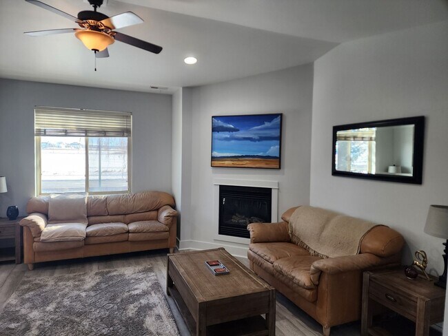 Photo - 4376 Brookside Ln Unit 4376 Brookside Ln