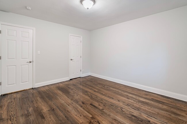 Molly Pitcher Village Apartments