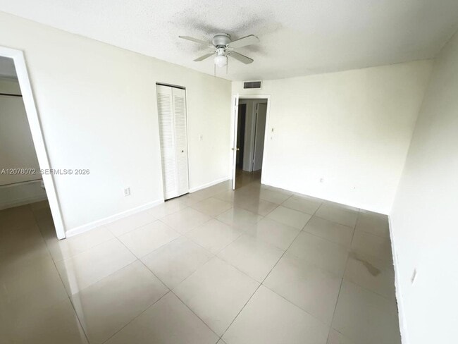 2800 NW 56th Ave Unit B201