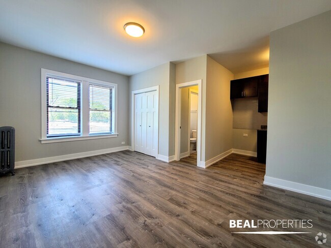 Building Photo - 4851 N Damen Ave Unit Studio Rental