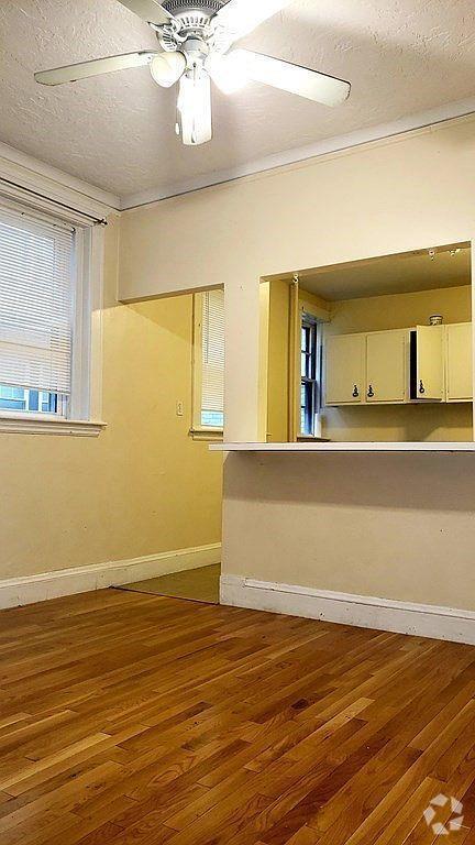 Building Photo - 2031 Commonwealth Ave Rental
