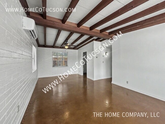 Photo - 1713 E Adelaide Dr