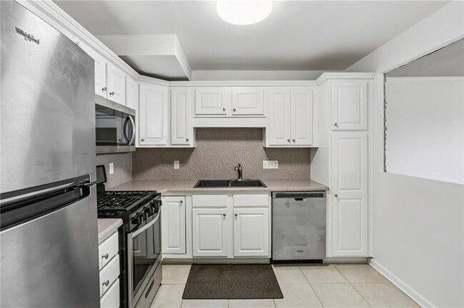 Photo - 2965 Pharr Ct S Northwest Unit 316