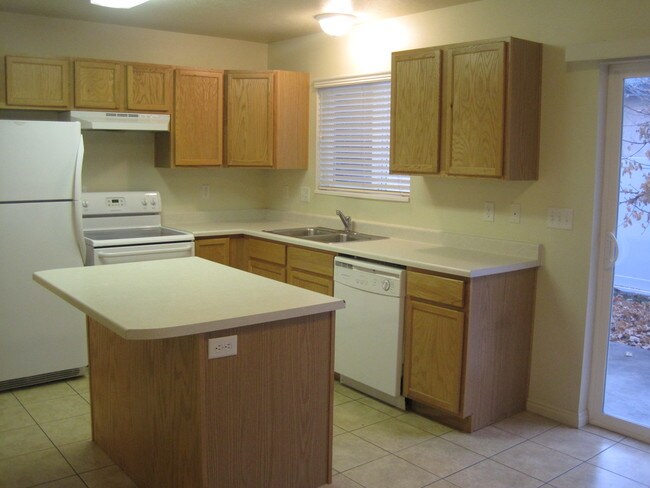 Apartments For Rent Near Utah State University Logan Main Campus In Photo 961 N 100 W