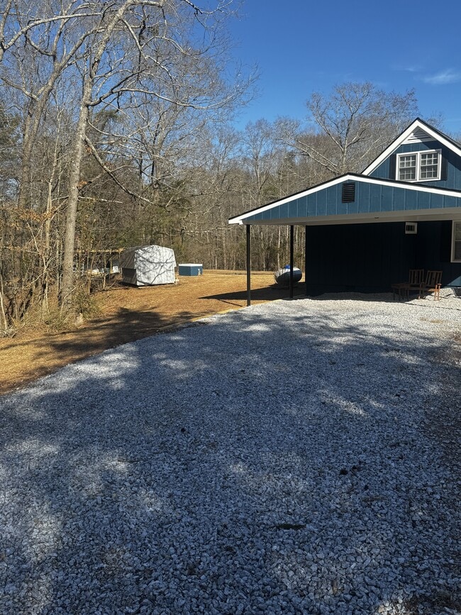4081 Greensboro Hwy