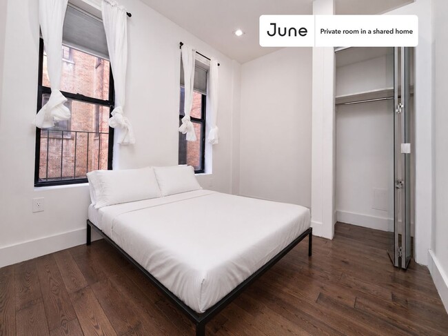 Building Photo - Room in Shared 4 bed/2 bath home in West Harlem
