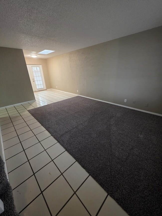 Photo - 3 bed 2 bath townhome, 2 car garage