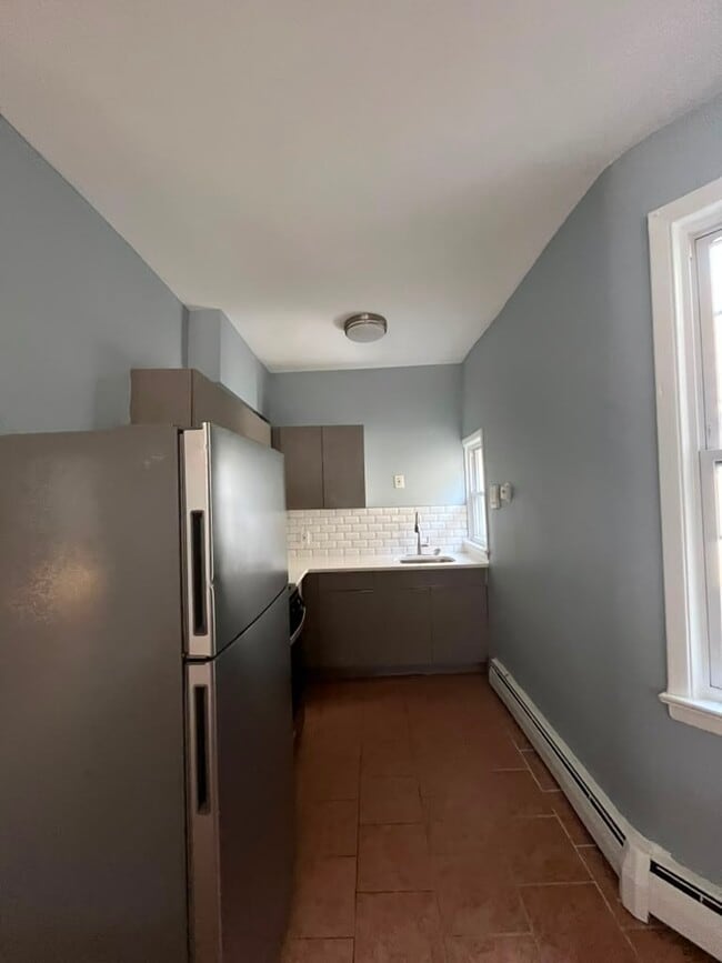 1049 Broadway Unidad 2