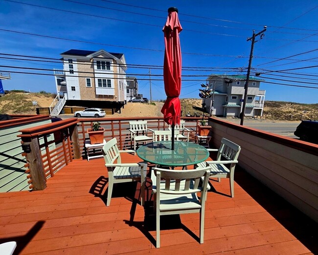 Photo - 35 35th St