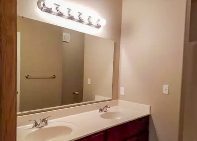 Photo - 2210 W Lake Rd Unit 204