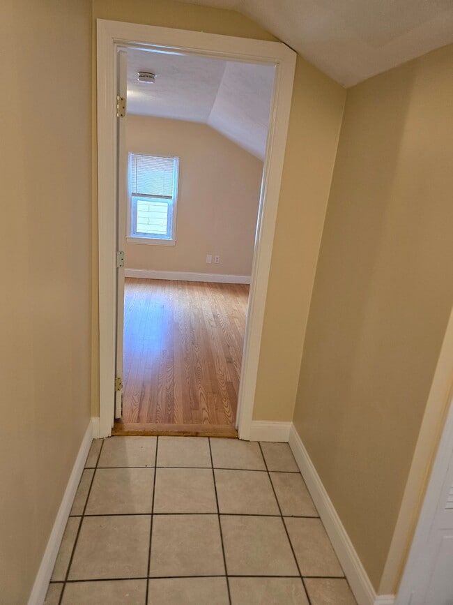 Photo - 27 Shelby St Unit 3