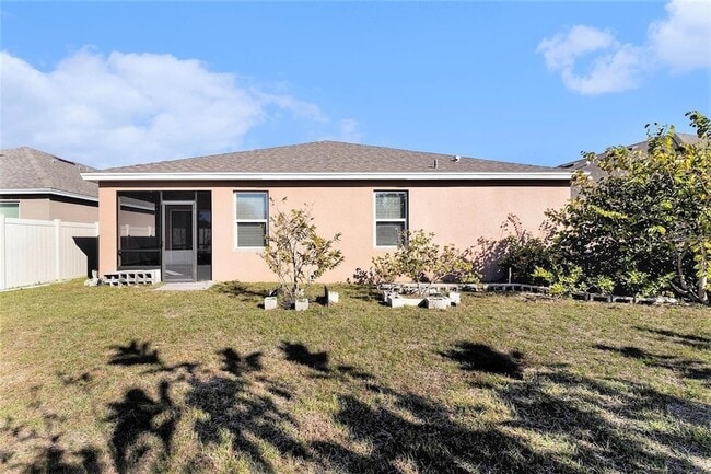Photo - 769 Forest Trace Cir