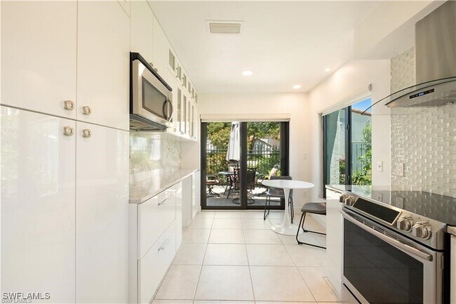 Photo - 845 Reef Point Cir