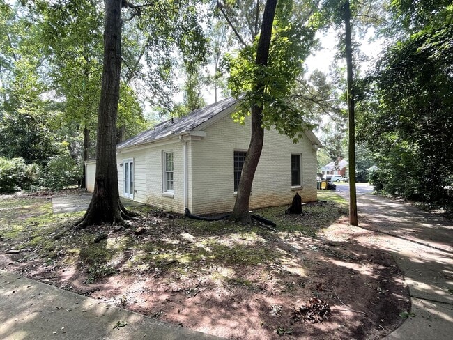 Photo - 3 Br House in Normaltown - Fall 2026 Prelease