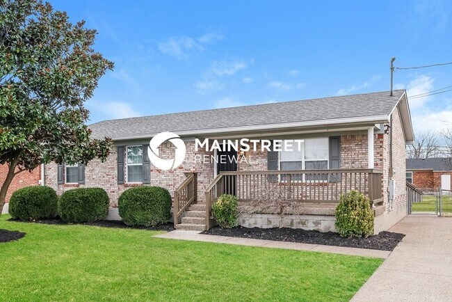 Photo - 3 Bedroom Pet-Friendly Home in SHEPHERDSVILLE, KY with Main Street Renewal