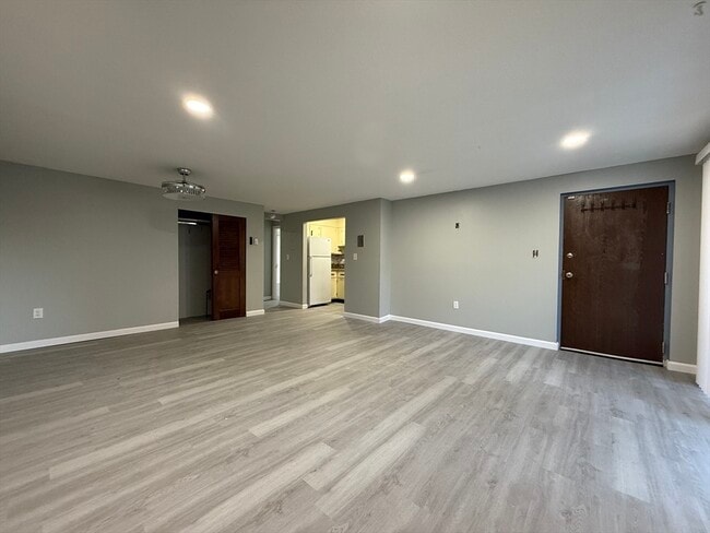 Photo - 1186 Worcester Rd Unit 610