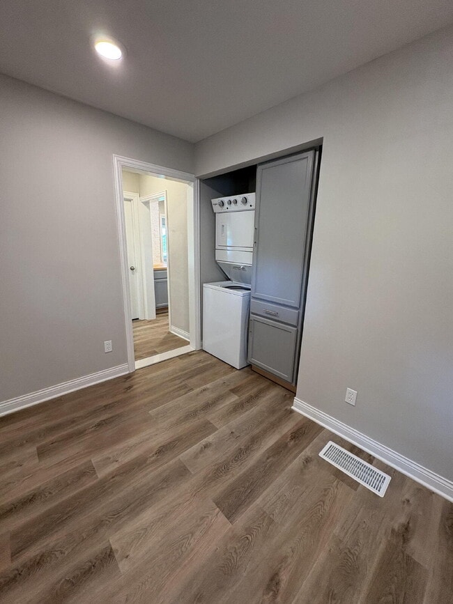 Photo - 3 bed, 2 bath House for Rent!