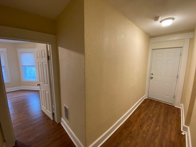 Photo - 255 County St Unidad Apt 1