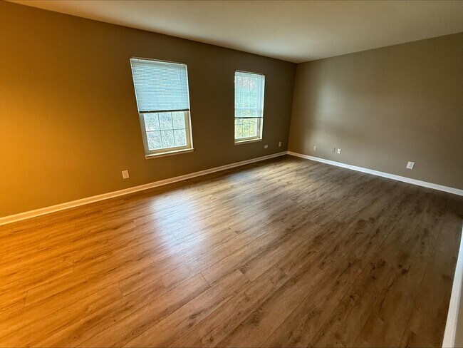 612 Breckenridge #3 Living Room