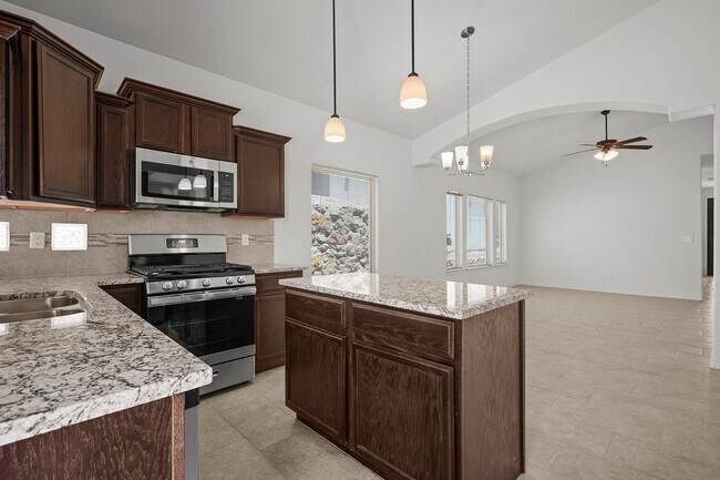 Photo - 245 Hunstanton St House