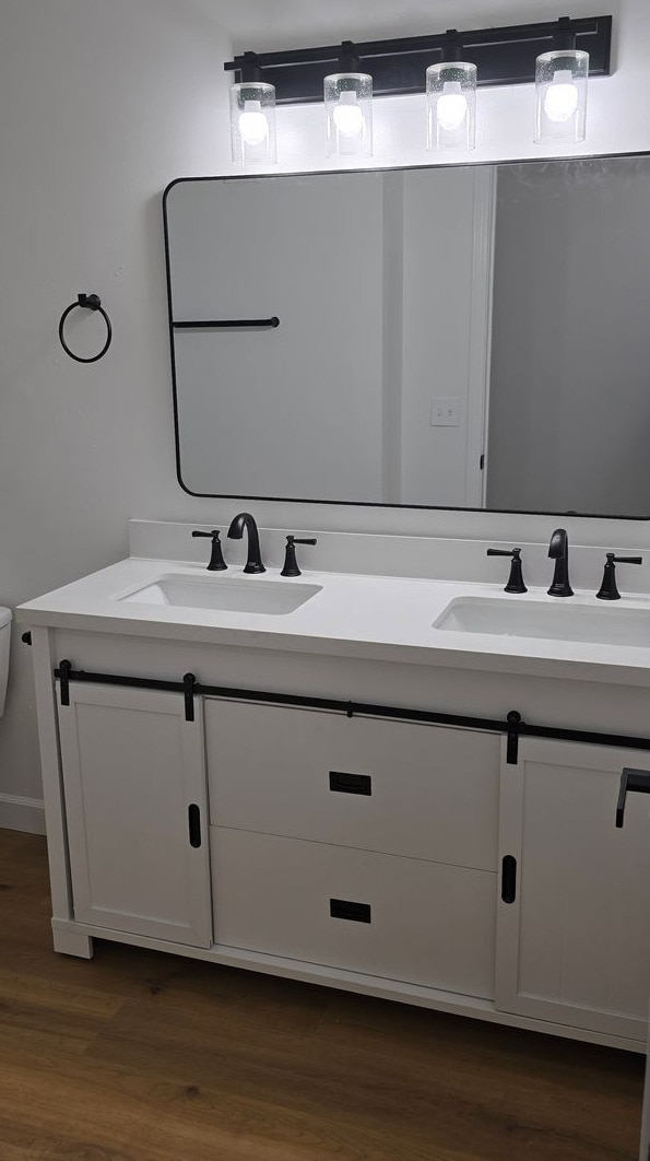 Baño - Homestead Court Townhomes