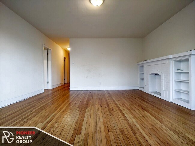 Photo - 2330 N Spaulding Ave Unit 1A