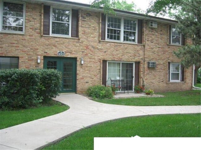 Building Photo - 1002 Westbrooke Way Rental
