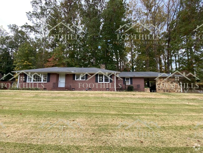 Building Photo - Inviting 3-Bedroom Home in Downtown Anderson