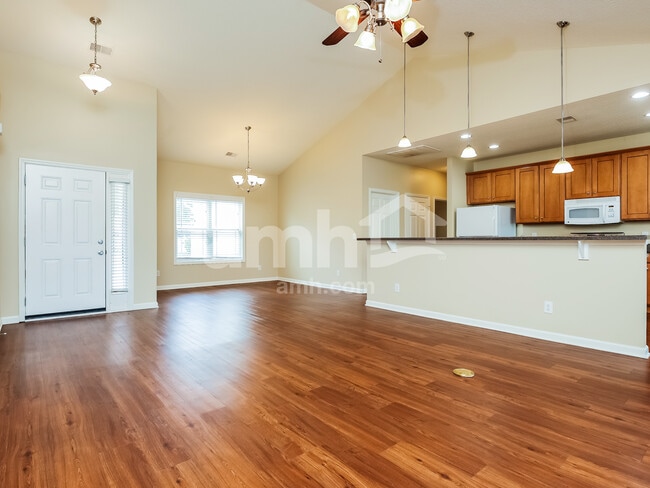 Photo - 7 Wyndham Dr