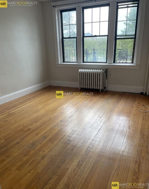 Photo - 370 Chestnut Hill Ave