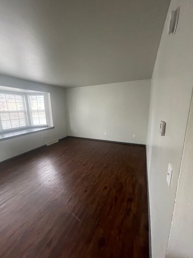 Photo - Juniper Court Apartments