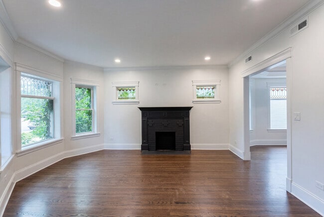 Photo - 511 S Lombard Ave