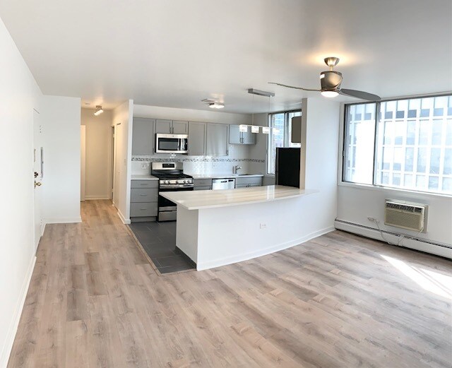 18 unit studio