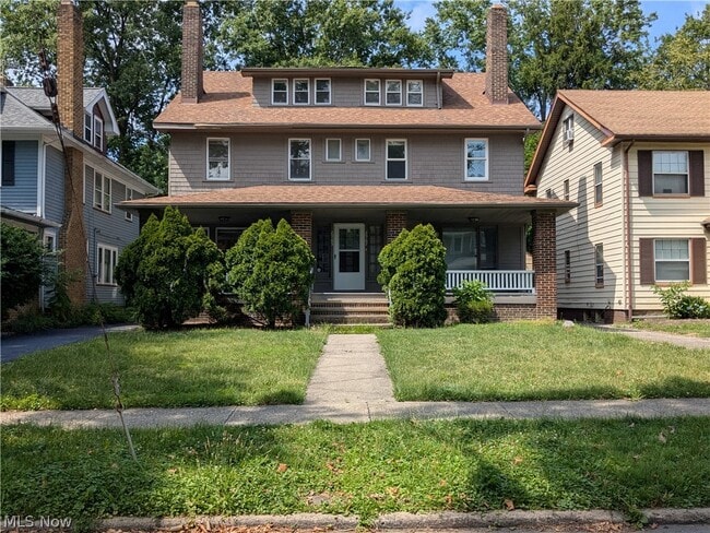 Photo - 2965 E Derbyshire Rd
